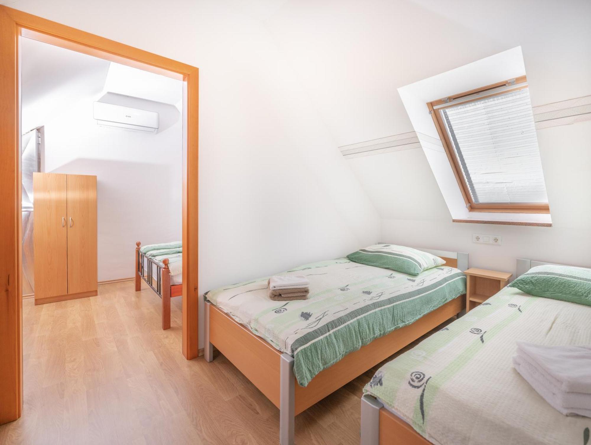 Apartments Suster Stari Trg ob Kolpi 外观 照片